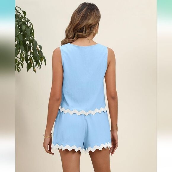 NWT 2 Piece Vacation Beach Outfit Square Neck Cropped Tank Scalloped - Picture 3 of 5